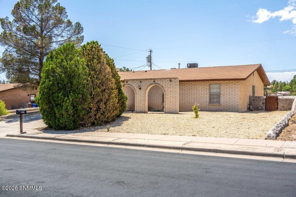 3121 Dyer Street, Las Cruces, NM 88011
