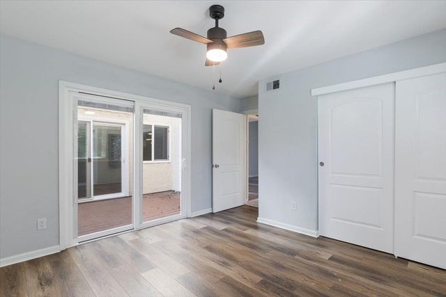 4826 Garden Homes Pl, Elk Grove, CA 95758