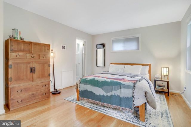 8805 MENARD CT, Alexandria, VA 22309