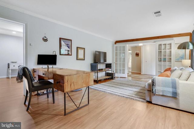 8805 MENARD CT, Alexandria, VA 22309