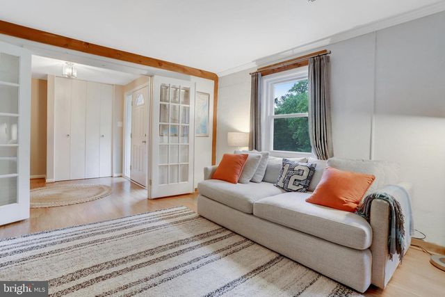 8805 MENARD CT, Alexandria, VA 22309