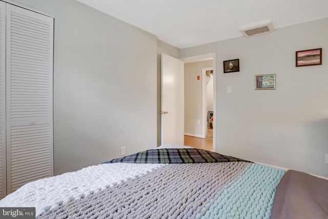 8805 MENARD CT, Alexandria, VA 22309