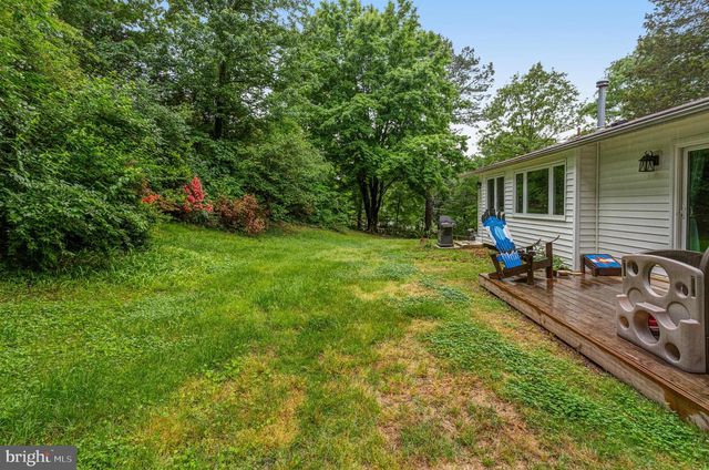 8805 MENARD CT, Alexandria, VA 22309