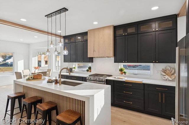 125 N Washington Ave Avenue, Royal Oak, MI 48067