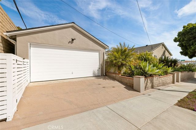 4757 Darien, Torrance, CA 90503