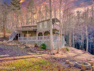 925/915 Newcombe Branch Way, Cosby, TN 37722