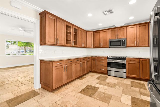 1000 NW 5TH Street, Boca Raton, FL 33486