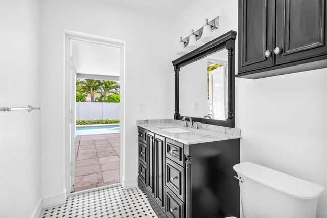 1000 NW 5TH Street, Boca Raton, FL 33486