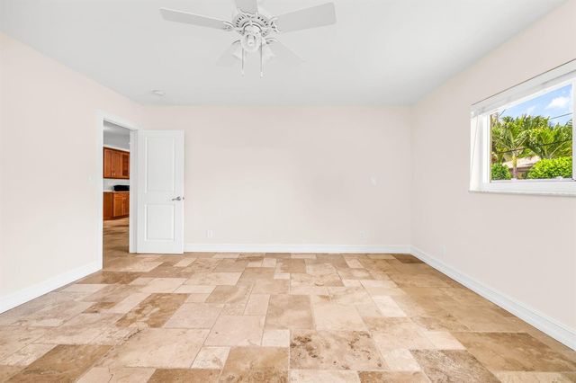 1000 NW 5TH Street, Boca Raton, FL 33486