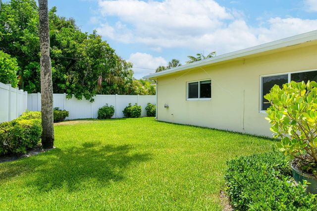 1000 NW 5TH Street, Boca Raton, FL 33486
