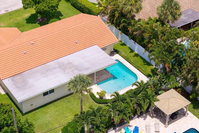 1000 NW 5TH Street, Boca Raton, FL 33486