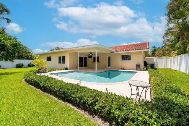 1000 NW 5TH Street, Boca Raton, FL 33486