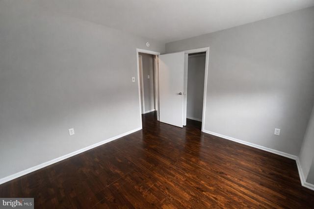 1946 BIRCHWOOD PK DR N, Cherry Hill, NJ 08003