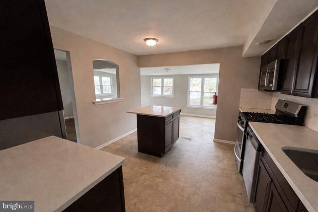 1946 BIRCHWOOD PK DR N, Cherry Hill, NJ 08003