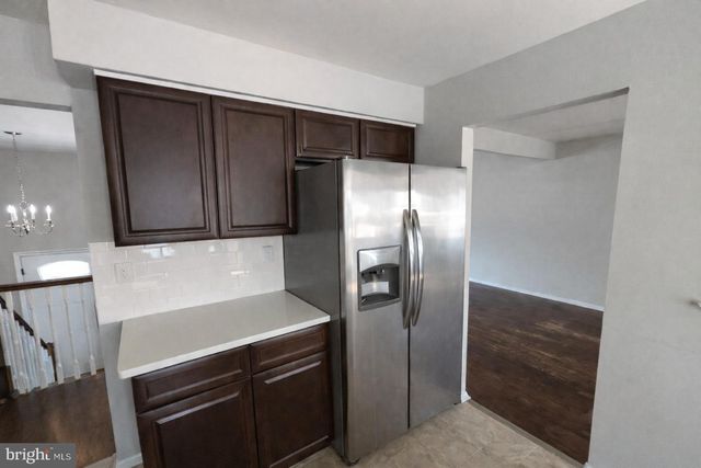 1946 BIRCHWOOD PK DR N, Cherry Hill, NJ 08003