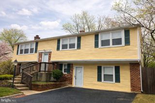 1946 BIRCHWOOD PK DR N, Cherry Hill, NJ 08003