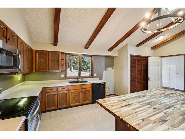 2175 Carriage Dr, Estes Park, CO 80517