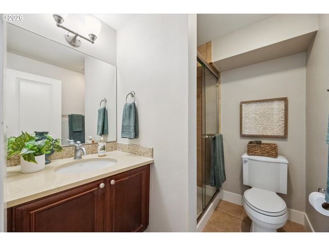 532 2ND St, Lake Oswego, OR 97034