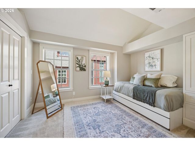 532 2ND St, Lake Oswego, OR 97034