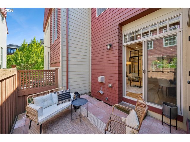 532 2ND St, Lake Oswego, OR 97034