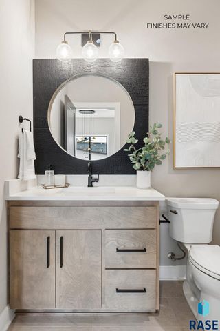 7413 E Twin Pines Ct Court, Sioux Falls, SD 57110