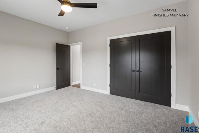 7413 E Twin Pines Ct Court, Sioux Falls, SD 57110