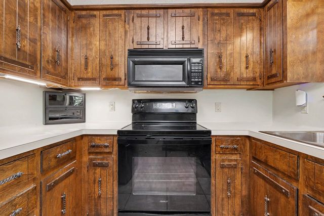 114 Foxdell Circle, Jacksonville, AR 72076