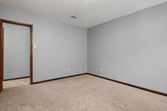 114 Foxdell Circle, Jacksonville, AR 72076