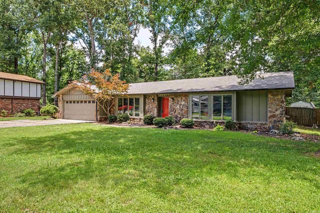 114 Foxdell Circle, Jacksonville, AR 72076