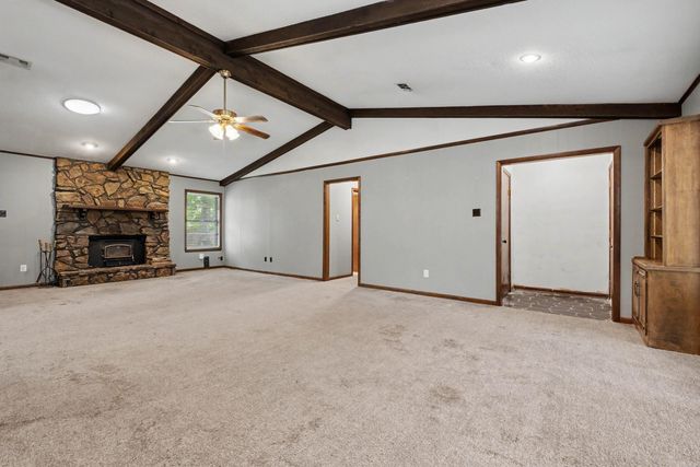 114 Foxdell Circle, Jacksonville, AR 72076