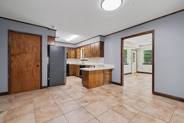 114 Foxdell Circle, Jacksonville, AR 72076