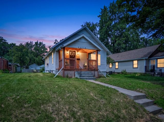 3910 4th Street, Des Moines, IA 50313
