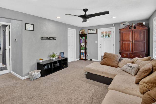 3910 4th Street, Des Moines, IA 50313