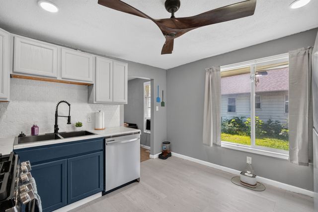 3910 4th Street, Des Moines, IA 50313