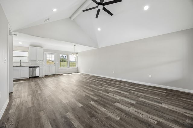 608 E South Street, Itasca, TX 76055