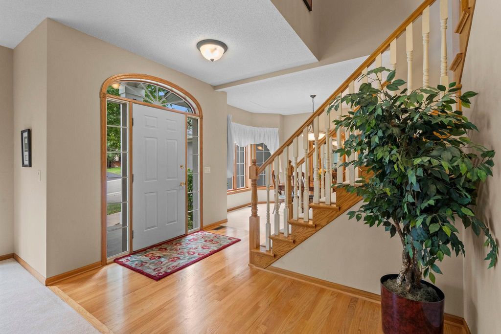 39 Marcin Hill, Burnsville, MN 55337 — photo 5