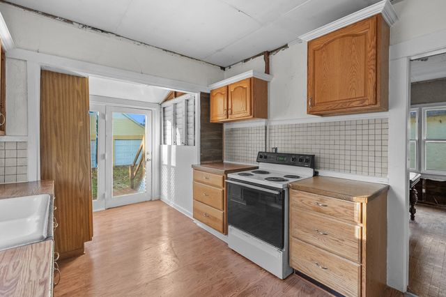 222 Lathrop Avenue, Battle Creek, MI 49014