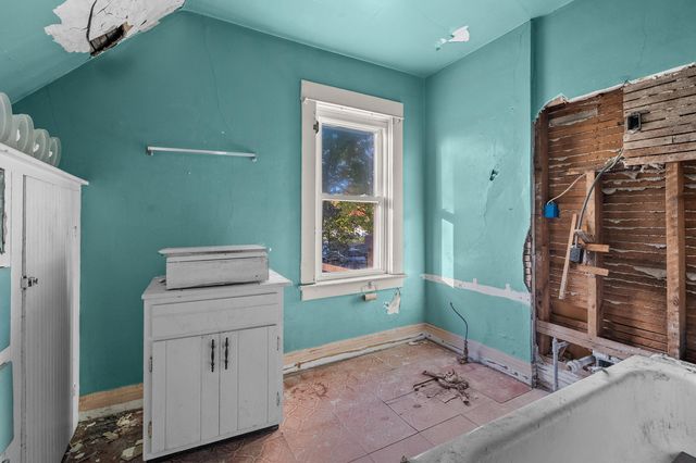 222 Lathrop Avenue, Battle Creek, MI 49014