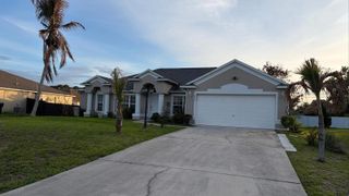 956 SW Del Rio Boulevard, Port St. Lucie, FL 34953