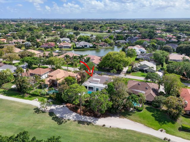 17 Carrick Road, Palm Beach Gardens, FL 33418