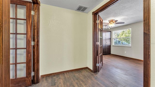 1203 BRANDON LAKES CIRCLE, Valrico, FL 33594