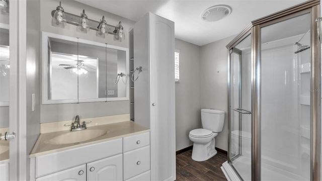 1203 BRANDON LAKES CIRCLE, Valrico, FL 33594