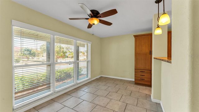 1203 BRANDON LAKES CIRCLE, Valrico, FL 33594