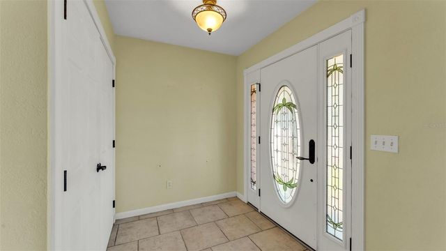 1203 BRANDON LAKES CIRCLE, Valrico, FL 33594