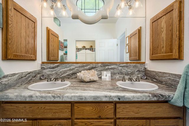 6700 Via Emma, Las Cruces, NM 88007