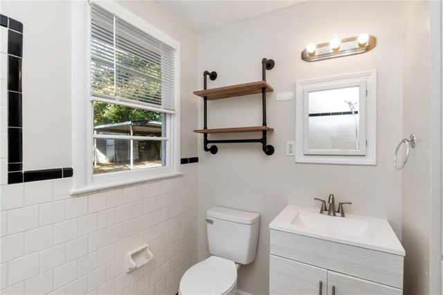 1221 Garland Street, Mobile, AL 36618