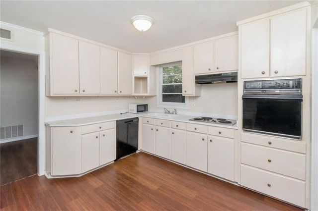 1221 Garland Street, Mobile, AL 36618