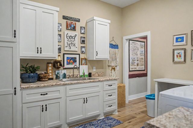 1505 Dark Hollow Rd, Lafayette, TN 37083