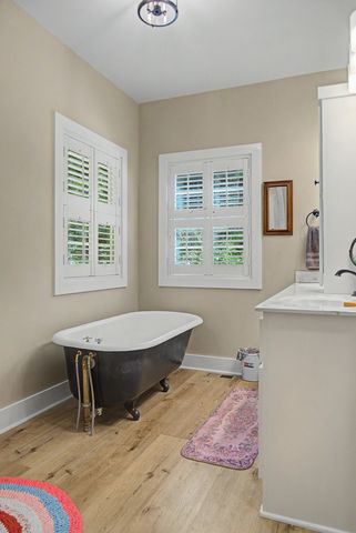 1505 Dark Hollow Rd, Lafayette, TN 37083
