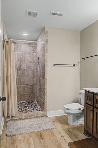 1505 Dark Hollow Rd, Lafayette, TN 37083